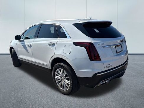 Used 2022 Cadillac XT5 Premium Luxury w/ LPO, Floor Liner Package AWD/4WD image 2