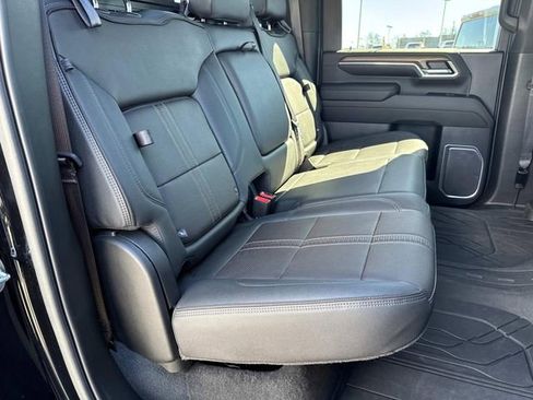 Used 2024 Chevrolet Silverado 2500 High Country w/ Technology Package image 23