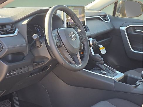 New 2025 Toyota RAV4 XLE image 20