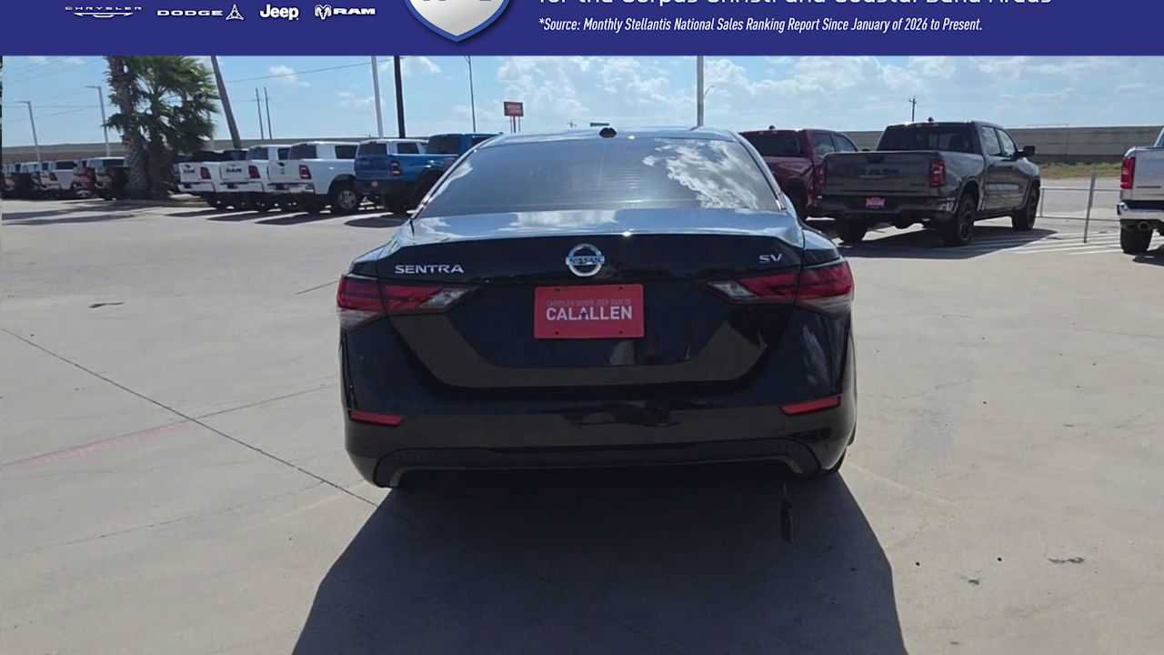 Used 2022 Nissan Sentra SV FWD image 7