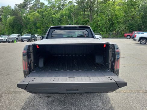 New 2025 GMC Sierra EV Denali image 6