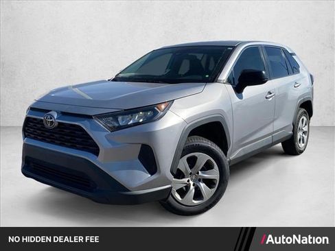 Used 2025 Toyota RAV4 LE AWD/4WD image 1