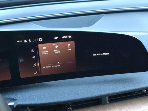 Used 2025 Lucid Air Pure image 61