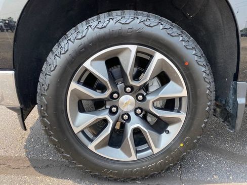 Certified 2024 Chevrolet Silverado 1500 LT AWD/4WD image 22