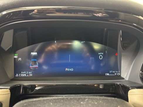 Used 2026 Lincoln Corsair Premiere image 25