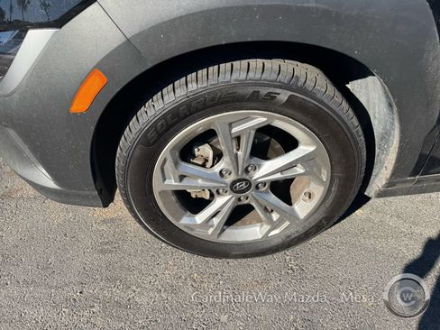 Used 2023 Hyundai Kona SEL FWD image 8