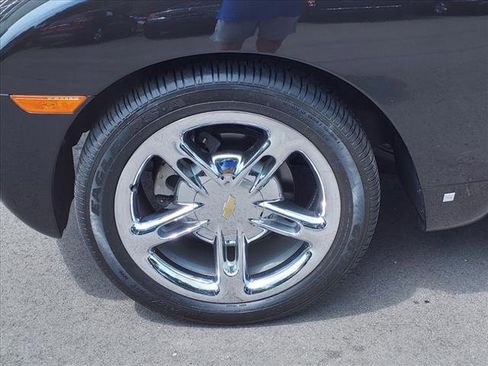 Used 2006 Chevrolet SSR w/ Preferred Equipment Group image 9