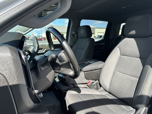 Used 2023 Chevrolet Silverado 1500 RST image 13