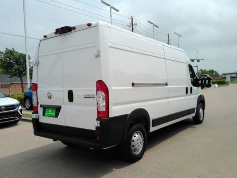 Used 2023 RAM ProMaster 2500 FWD image 11