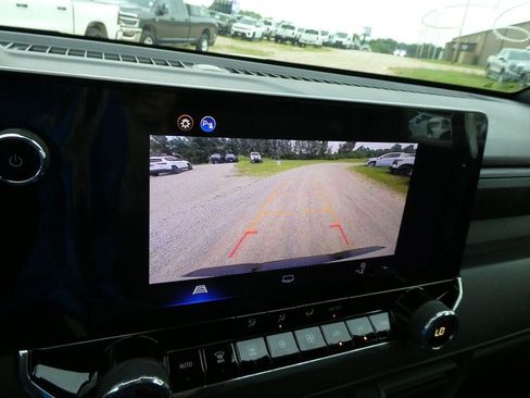 New 2026 Chevrolet Colorado Trail Boss AWD/4WD image 23