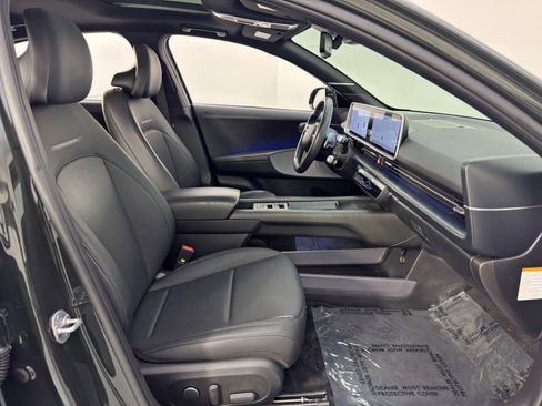 Used 2024 Hyundai Ioniq 6 Limited image 15