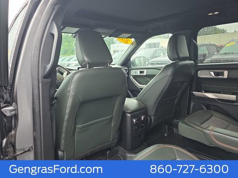 Used 2022 Ford Explorer Timberline w/ Timberline Technology Package AWD/4WD image 18