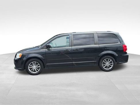 Used 2015 Dodge Grand Caravan SXT FWD image 7