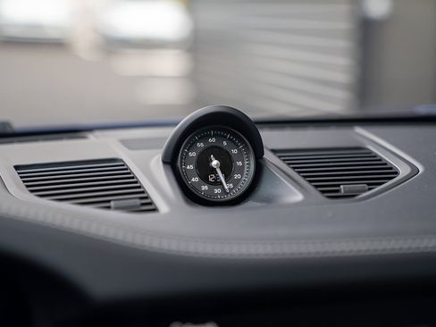 Certified 2025 Porsche 911 Carrera image 12