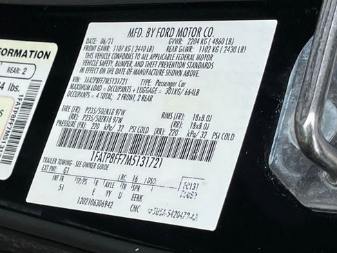 Used 2021 Ford Mustang GT Premium w/ Equipment Group 401A RWD image 33