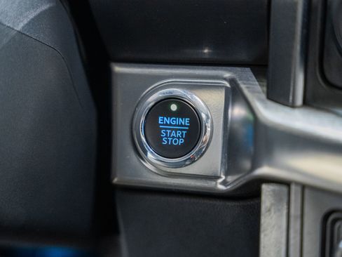 Used 2023 Ford F150 Lariat w/ Equipment Group 502A High image 31