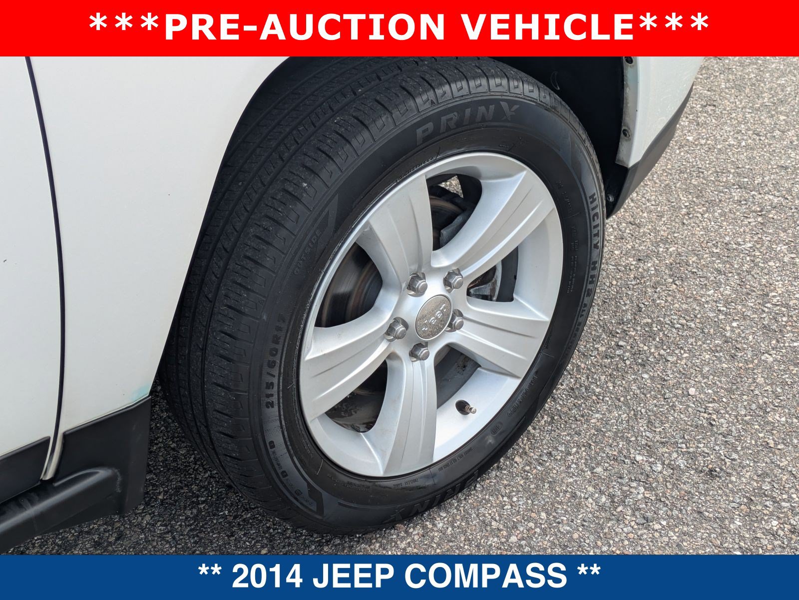 Used 2014 Jeep Compass Latitude FWD image 13