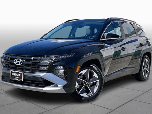 Certified 2025 Hyundai Tucson SEL image 1