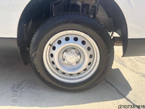 Used 2022 Ford Maverick XL image 27