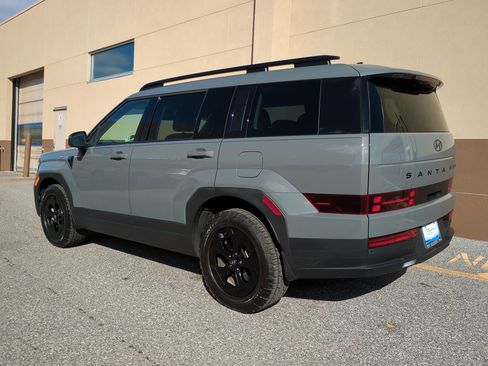 Used 2025 Hyundai Santa Fe XRT image 6