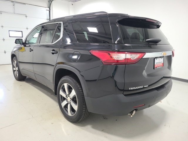 Used 2019 Chevrolet Traverse LT w/ LT Premium Package AWD/4WD image 5