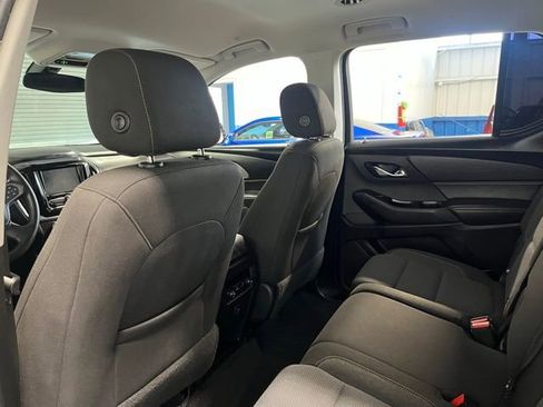 Used 2020 Chevrolet Traverse LS FWD image 16
