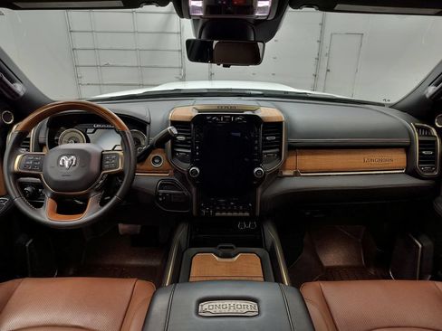 Used 2022 RAM 3500 Limited AWD/4WD image 14
