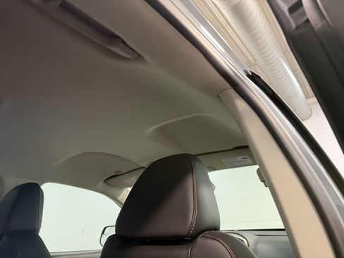 Used 2022 GMC Canyon AT4 image 17