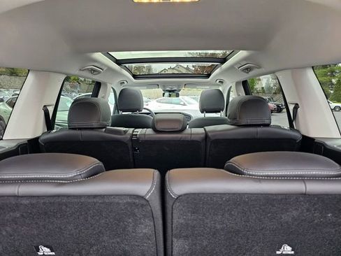 New 2026 Mercedes-Benz GLS 450 4MATIC image 11