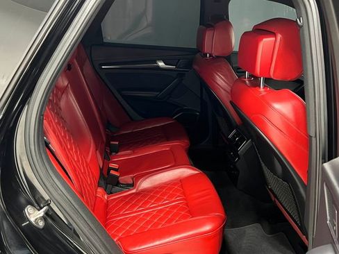 Used 2019 Audi SQ5 Premium Plus w/ Premium Plus Package image 32