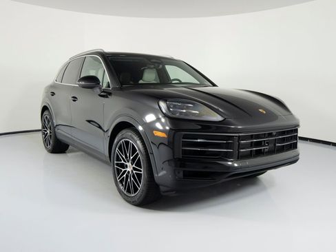 New 2026 Porsche Cayenne AWD/4WD image 12