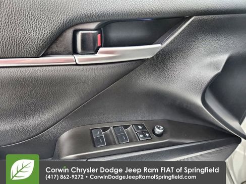 Used 2024 Toyota Camry XSE image 12