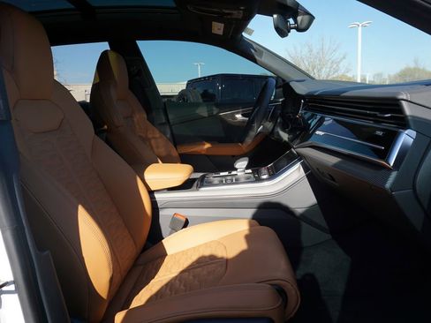 Used 2025 Audi RS Q8 performance image 46