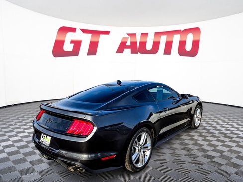 Used 2020 Ford Mustang GT Premium w/ Carbon Sport Interior Package image 7