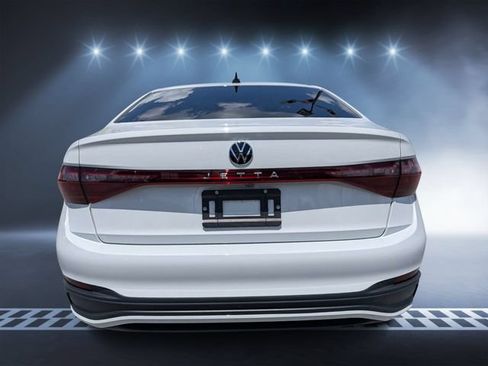 Used 2026 Volkswagen Jetta Sport FWD image 4