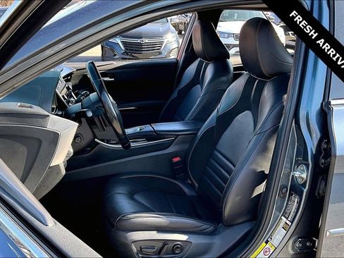 Used 2019 Toyota Avalon Touring w/ Advanced Safety Package image 20