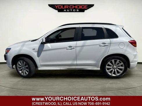 Used 2011 Mitsubishi Outlander Sport SE AWD/4WD image 3