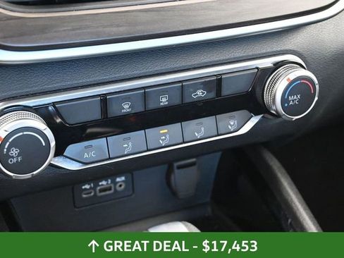 Used 2024 Nissan Altima 2.5 SV image 27