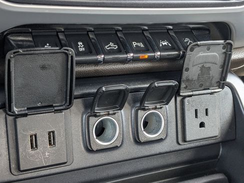 Used 2018 GMC Sierra 1500 SLT image 22