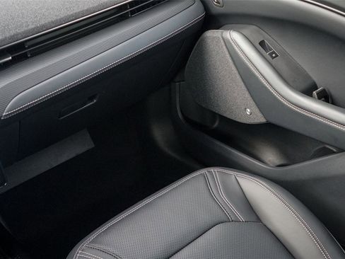 Certified 2025 Ford Mustang Mach-E Premium AWD/4WD image 27