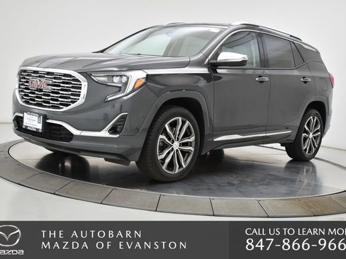 Used 2018 GMC Terrain Denali w/ Advanced Safety Package image 12