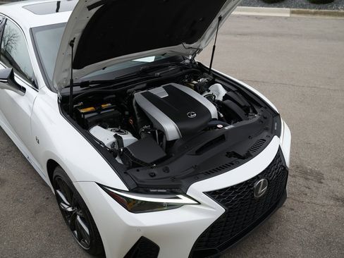Used 2022 Lexus IS 350 F Sport image 45