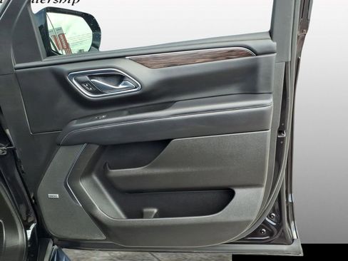 Used 2021 Chevrolet Tahoe LT RWD image 13