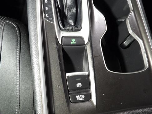 Used 2020 Honda Accord EX image 15