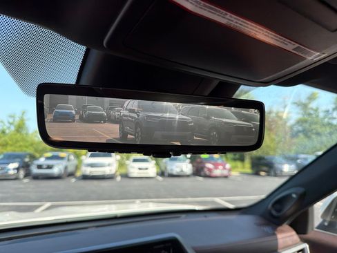 Used 2021 Toyota Highlander Platinum AWD/4WD image 18