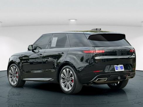 Used 2023 Land Rover Range Rover Sport SE Dynamic AWD/4WD image 4