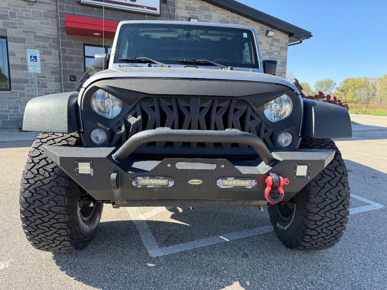 Used 2016 Jeep Wrangler Unlimited Sport w/ Quick Order Package 23S AWD/4WD image 2