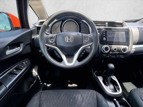 Used 2019 Honda Fit EX image 7