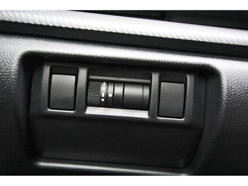 Used 2024 Subaru Crosstrek 2.5i Sport AWD/4WD image 20