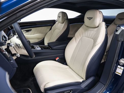 Used 2024 Bentley Continental GT image 65